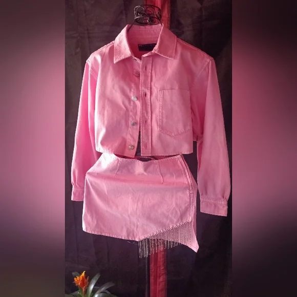 Asos Design skirt size 0 and shacket size 2. color pink - Picture 4 of 7